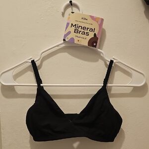 Huha Black Triangle Mineral Bra